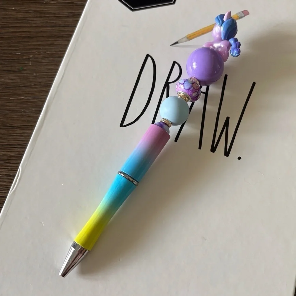 My Little Pony: Izzy Moonbow handmade beaded pen